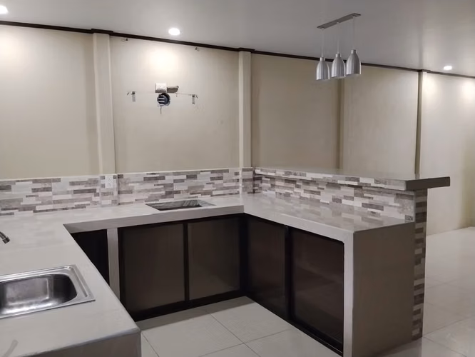 Casa en aguas zarcas de tres habitaciones