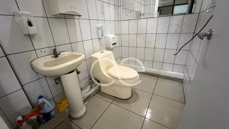 AE ARQUITECTURA | ALQUILER OFICENTRO MEDICO ROHRMOSER AE 1283