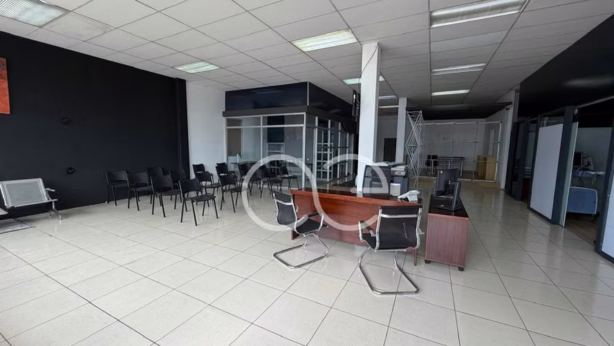 AE ARQUITECTURA | ALQUILER OFICENTRO MEDICO ROHRMOSER AE 1283
