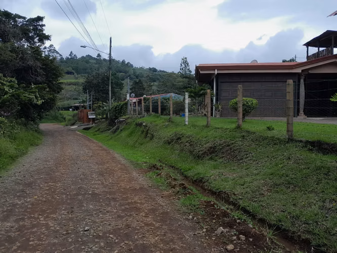 Venta de Casa Piedades Norte / San Ramon / Alajuela