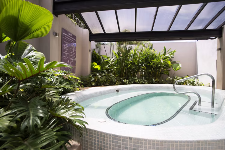 Venta de Amplia Casa en Condominio Terralta