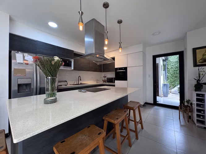 Venta de Amplia Casa en Condominio Terralta