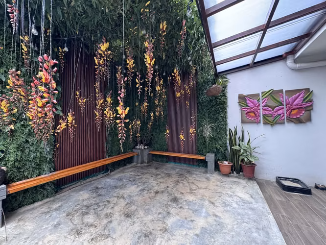 Venta de Amplia Casa en Condominio Terralta