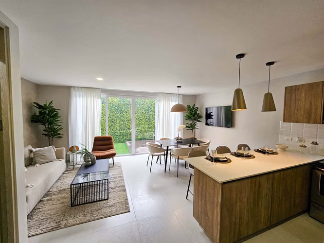 Venta de casa de 2 niveles en la Ribera
