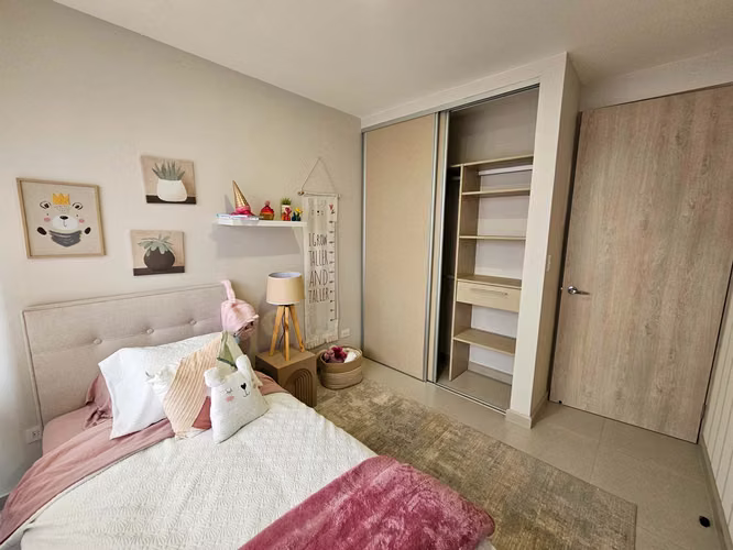 Venta de casa de 2 niveles en la Ribera