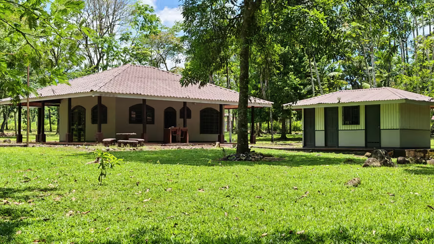 Se vende quinta o terreno con casa