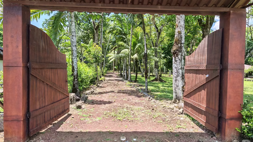 Se vende quinta o terreno con casa