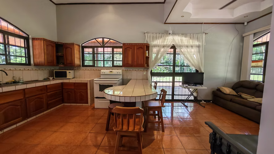 Se vende quinta o terreno con casa