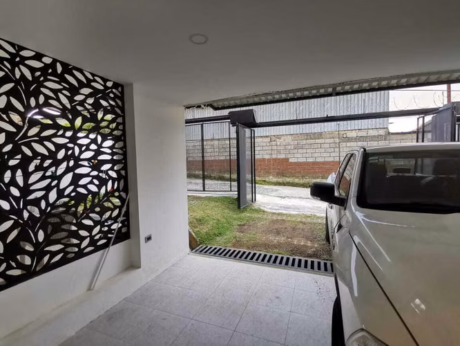 Venta de Casa nueva en San Vicente de Moravia