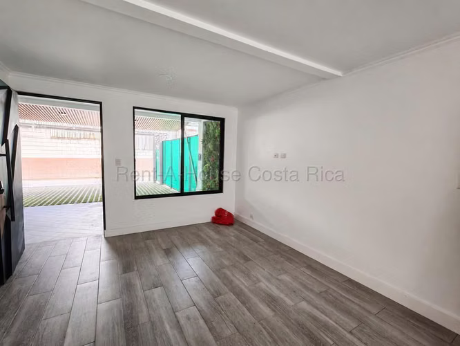 Venta de Casa nueva en San Vicente de Moravia