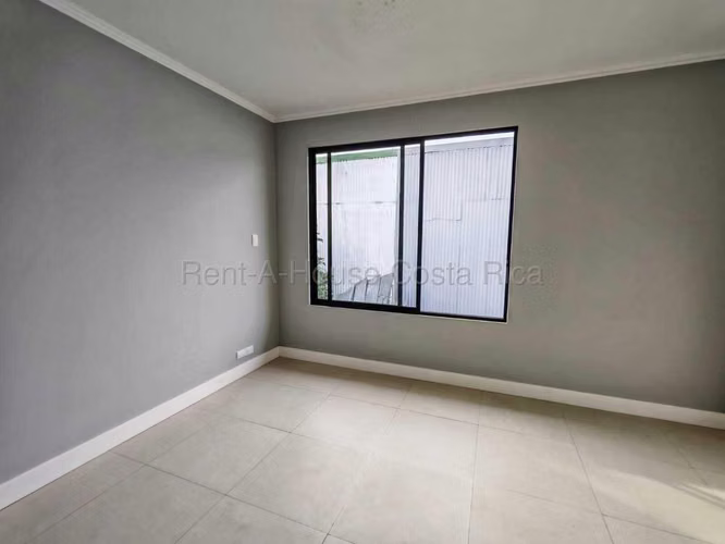 Venta de Casa nueva en San Vicente de Moravia