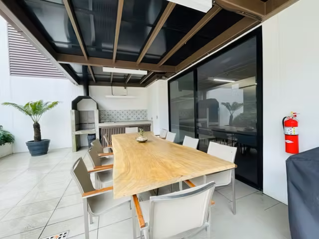 *Rohrmoser - 2 habitaciones - Amueblado - Exclusivo