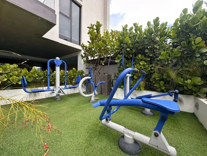 *Rohrmoser - 2 habitaciones - Amueblado - Exclusivo