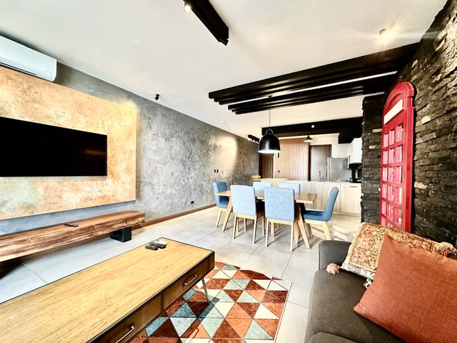 *Rohrmoser - 2 habitaciones - Amueblado - Exclusivo
