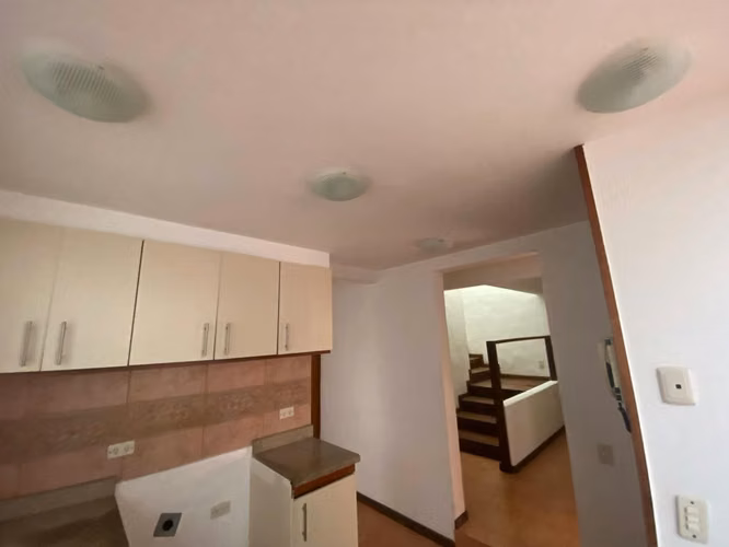 Se alquila hermoso apartamento en Pinares - Imagen 6