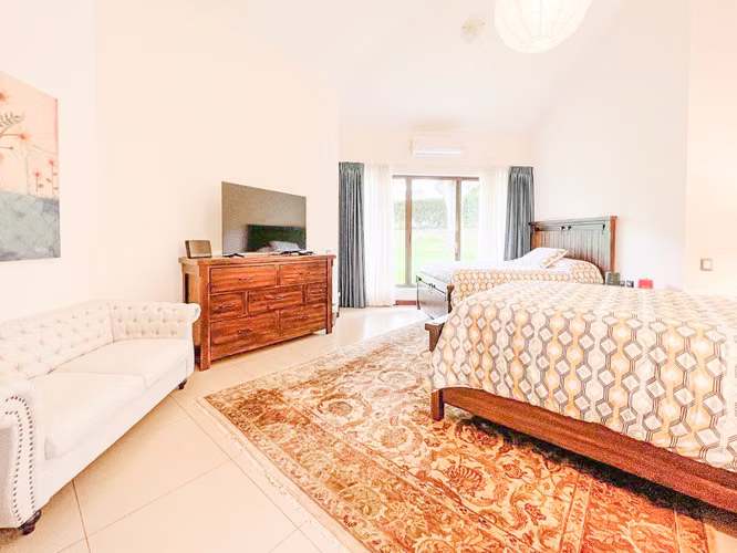 CASA DE 450 M2 DE UNA PLANTA CON 1.875 M2 DE LOTE EN SANTA ANA PIEDADES - Imagen 7