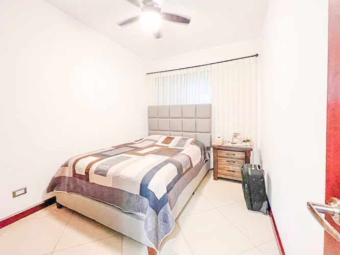 CASA DE 450 M2 DE UNA PLANTA CON 1.875 M2 DE LOTE EN SANTA ANA PIEDADES - Imagen 19