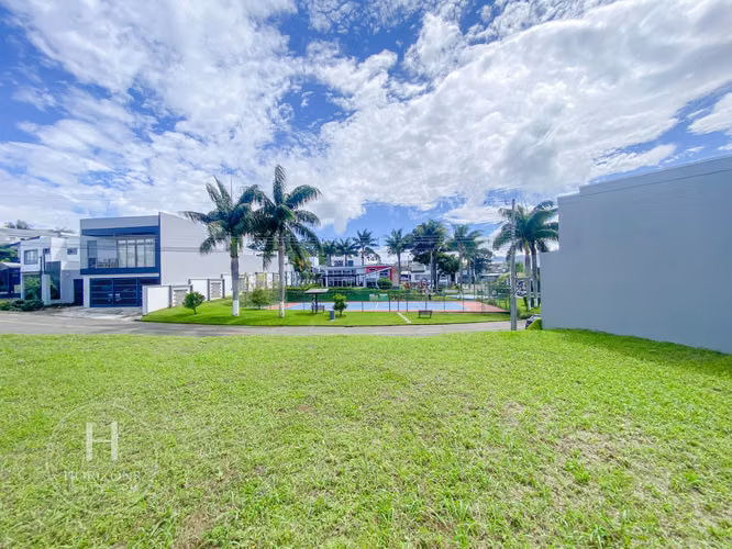 Lote en Sabanilla Condominio Rialto 241 m² Plano y Construcción Libre NOJ1239OR