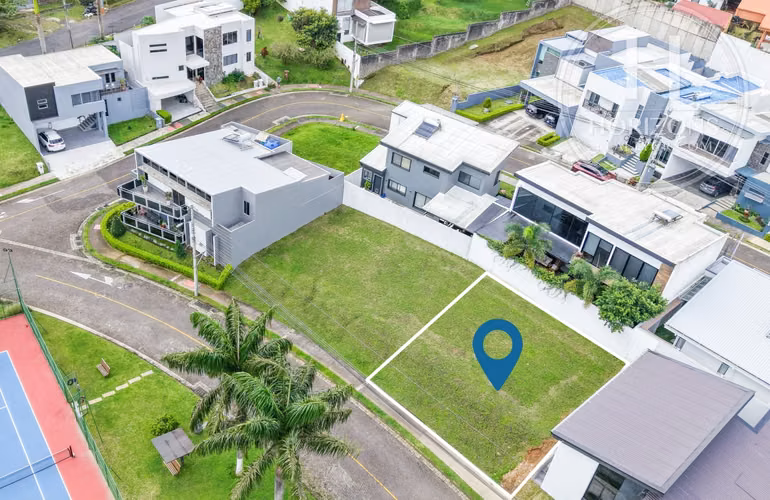 Lote en Sabanilla Condominio Rialto 241 m² Plano y Construcción Libre NOJ1239OR