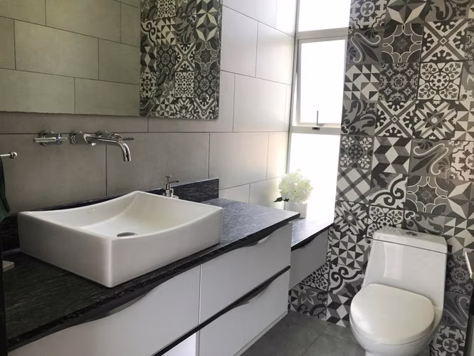 Casa de Lujo En Alquiler La Union Cartago