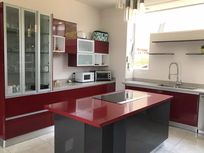 Casa de Lujo En Alquiler La Union Cartago