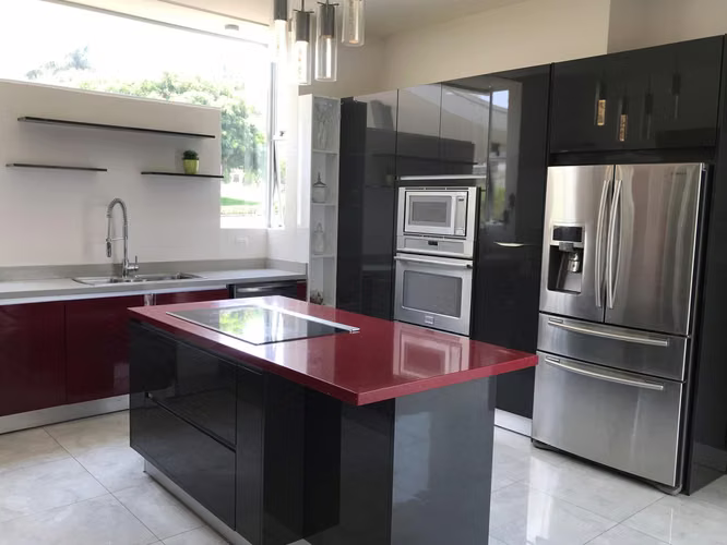 Casa de Lujo En Alquiler La Union Cartago