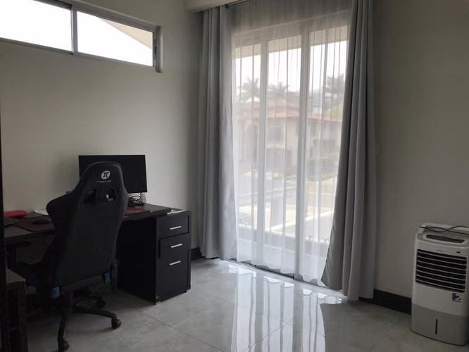Casa de Lujo En Alquiler La Union Cartago
