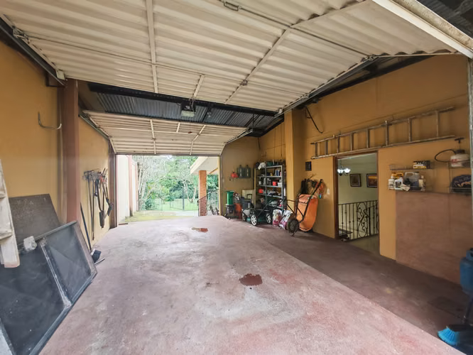 Venta de casa en San Isidro de Heredia