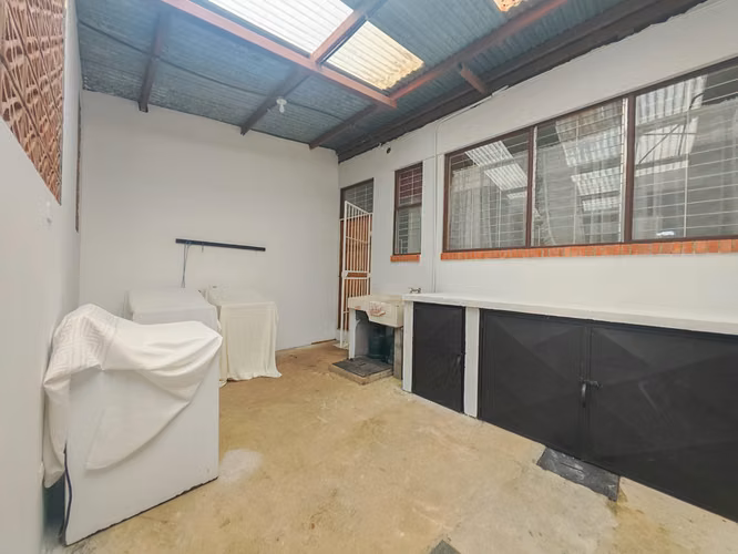 Venta de casa en San Isidro de Heredia