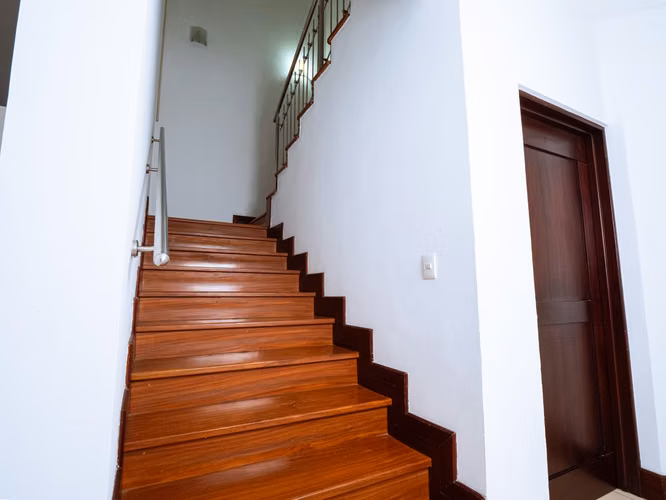 Venta de Amplia Casa en Escazú Trejos Montealegre