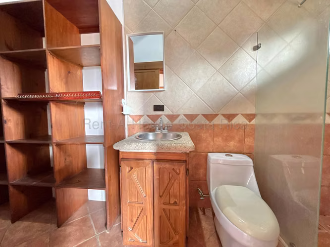 Casa en venta para inversión con ingreso inmediato en San Francisco de Heredia #26-1661 GS - Imagen 4