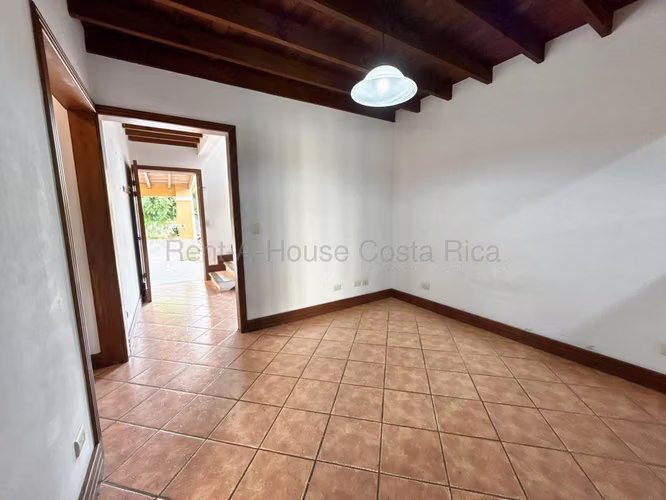 Casa en venta para inversión con ingreso inmediato en San Francisco de Heredia #26-1661 GS - Imagen 3