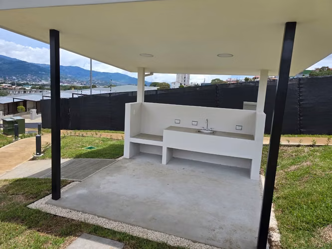 Casa Nueva para Estrenar en Alquiler!. San Francisco de Heredia.