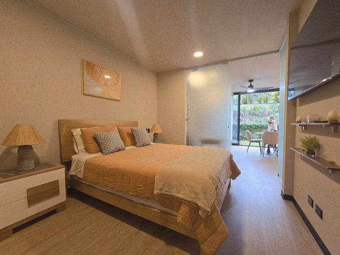 BBE-Liv, S. Ana centro, full amueblado, bello-lujoso-amplio 65 m2, 1 hab, 1.5 baños, terraza-patio. - Imagen 12
