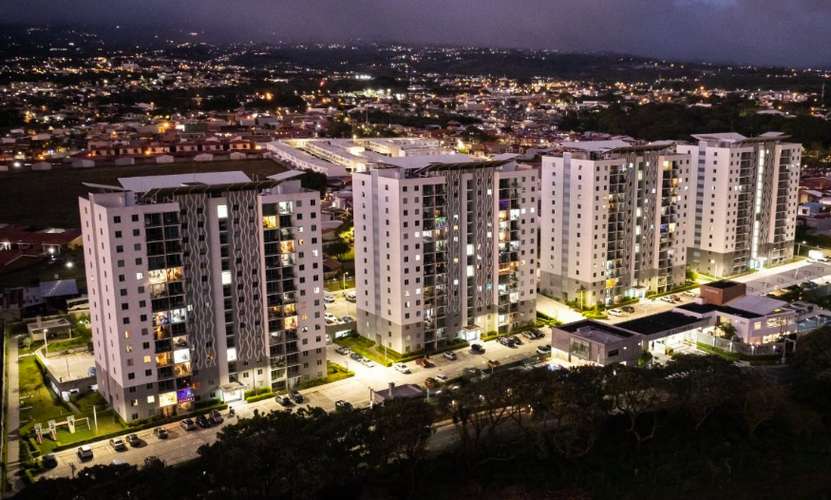 Apartamento en Piso 11 con Vista Espectacular | Condominio Altamira, San Pablo de Heredia - Imagen 11