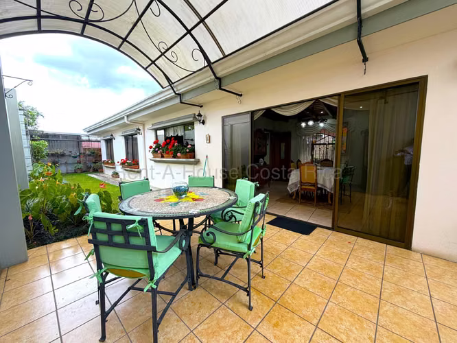 Venta de Casa en Curridabat - Imagen 11