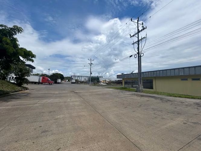 BODEGA USO INDUSTRIAL EN EL COYOL - Imagen 9
