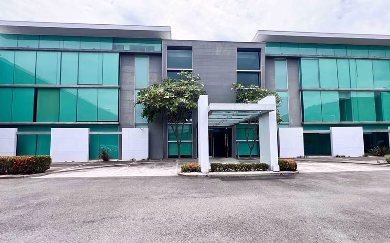 Alquiler de Oficina de 34 m² en Santa Ana con acceso a Ruta 27 - Imagen 9
