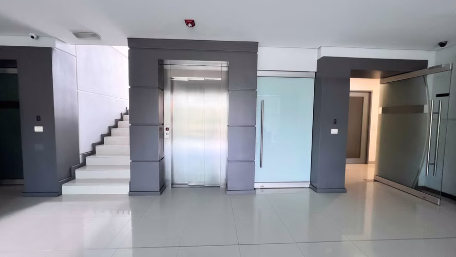 Alquiler de Oficina de 34 m² en Santa Ana con acceso a Ruta 27 - Imagen 7