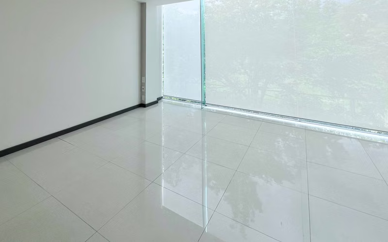 Alquiler Oficina de 106 m² en Santa Ana con acceso a Ruta 27