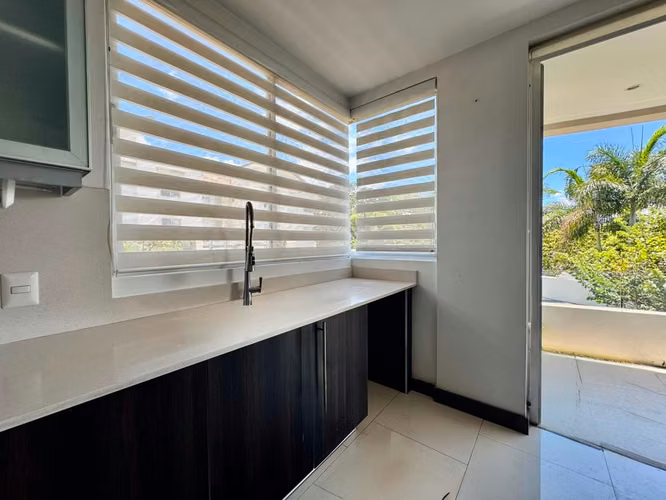 Apartamento de lujo de 223 m² en Piedades de Santa Ana – Precio de oportunidad - Imagen 2