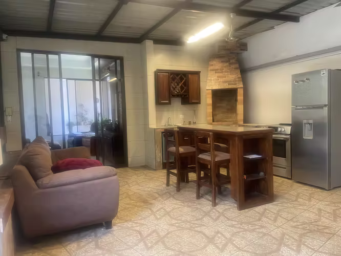 Hermosa casa de 3 habitacions con amplio jardin en La Giralda, Alajuela, Alajuela - Imagen 13