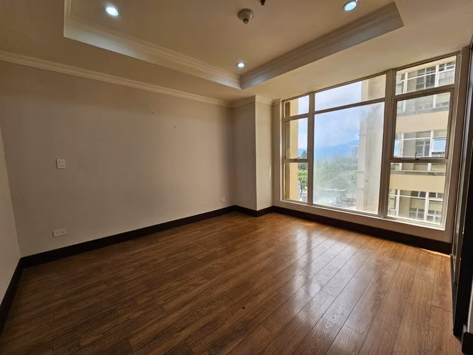 Sabana Sur, hermoso-lujoso-muy amplio 123m2, 2 hab p/cama King, 2 baños, vista espectacu. - Imagen 11