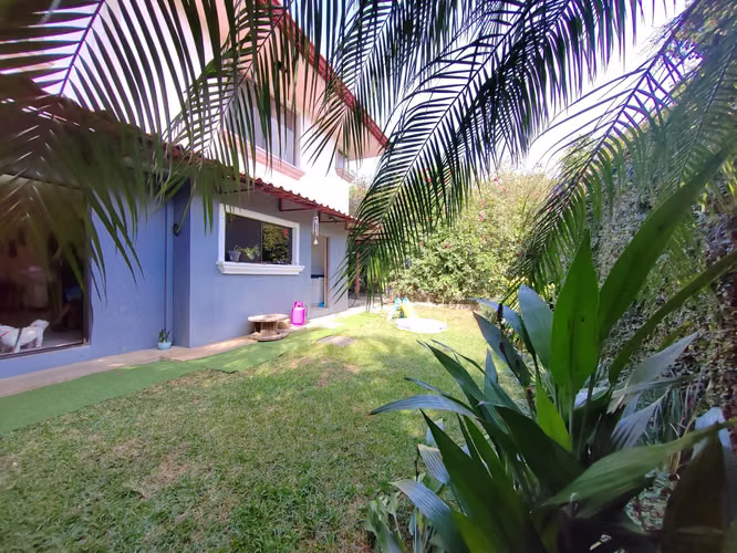 Más que una casa, el hogar de su familia en Santa Ana