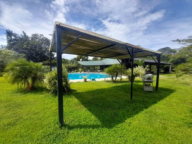 Preciosa propiedad de una hectarea en Venta Talamanca Limon