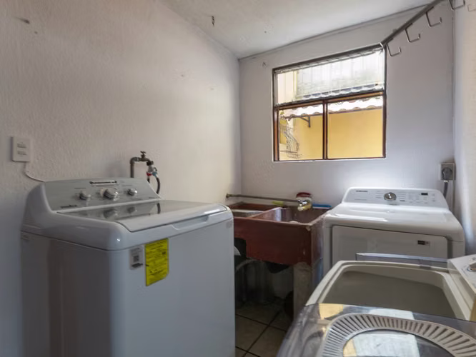 VENTA DE CASA GRANDE, LA LILLIANA, EN SAN FCO DE HEREDIA - Imagen 7