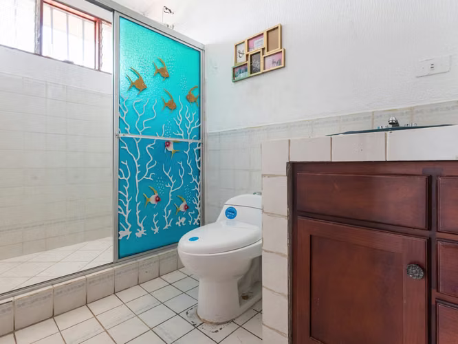 VENTA DE CASA GRANDE, LA LILLIANA, EN SAN FCO DE HEREDIA - Imagen 10