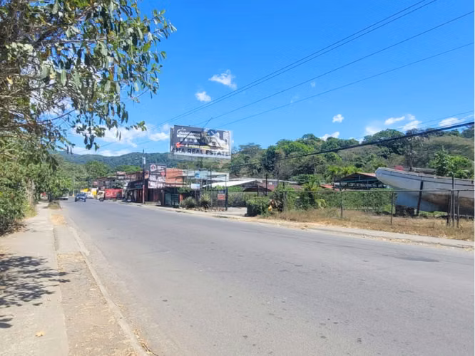 Terreno Uso Mixto 6.8 Ha en Herradura | Ideal Desarrollo Turístico - Imagen 3