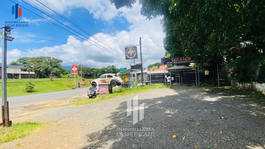 TERRENO COMERCIAL CON RESTAURANTE EN VENTA EN OROTINA - Imagen 6