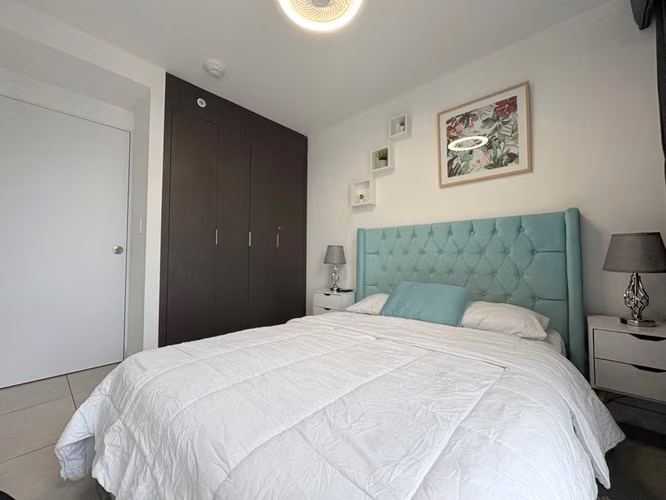 ALQUILER DE APARTAMENTO AMUEBLADO Y EQUIPADO  Sky Garden, Nunciatura – La mejor zona del país - Imagen 14